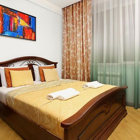 3 Bedroom Apartment Near Republic Square Γιερεβάν Εξωτερικό φωτογραφία