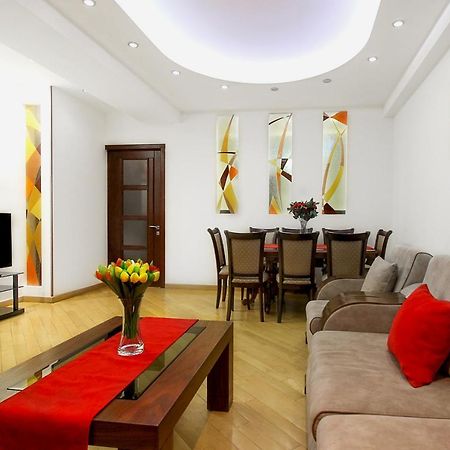 3 Bedroom Apartment Near Republic Square Γιερεβάν Εξωτερικό φωτογραφία